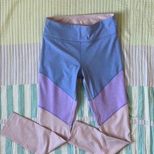 Outdoor Voices colorblock yoga pants, size medium
